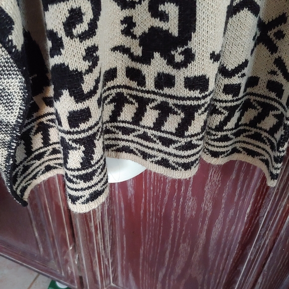 Woman's cardigan - Picture 5 of 5